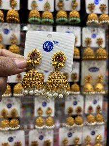 Matte finish earring with multi colour stones