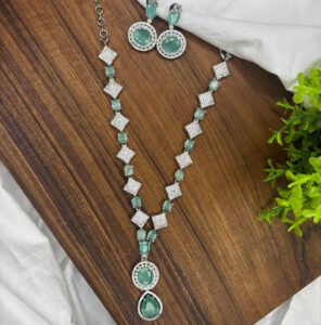 Necklace Arm 8379001