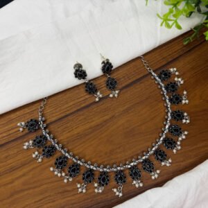 F necklace 034