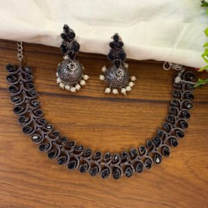 F necklace 003
