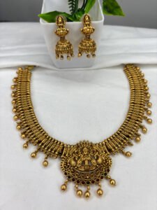 AQ Necklace 111