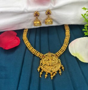 AQ Necklace 127