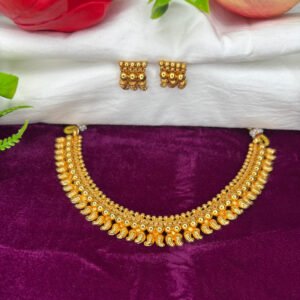 AQ Necklace 138