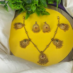AQ Necklace 158