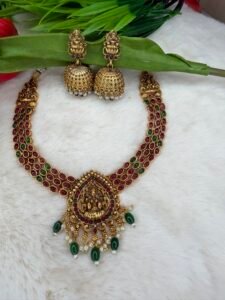 AQ Necklace 117
