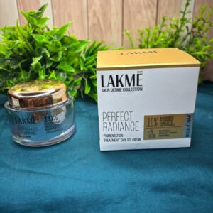 Lakme Perfect Radiance Day Gel Creme with 10% Niacinamide Resorcinol Complex & Antioxidants 50g