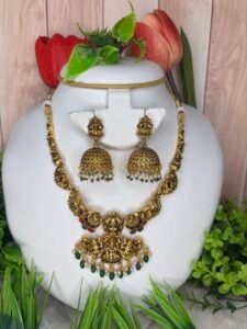 AQ Necklace 129