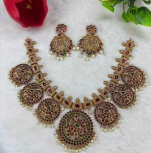 Necklace 318
