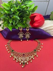 Necklace 305