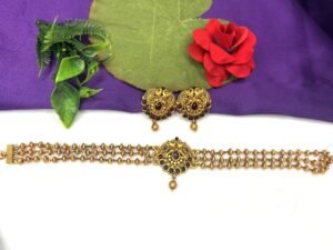 AQ Choker 102