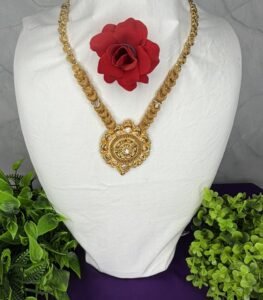 Necklace 8208634