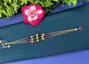 Bracelet 114